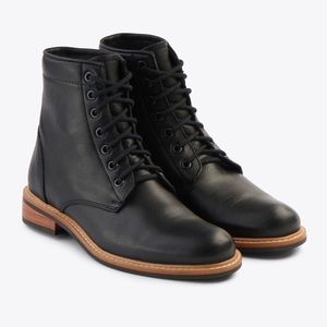 Nisolo all-weather Amalia boots in black EUC